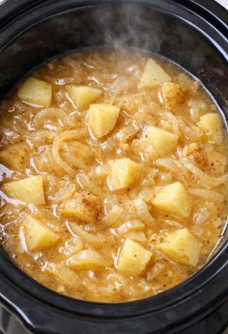 Slow Cooker 3-Ingredient Onion and Potato Soup