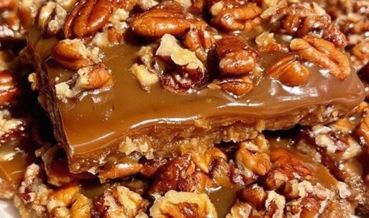 Retro Bakery Style Pecan Pie Bark