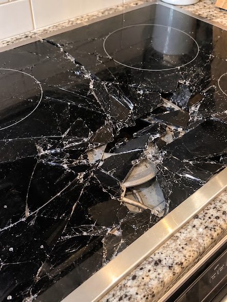 Your Glass Top Stove Can Shatter If You Make This Mistake