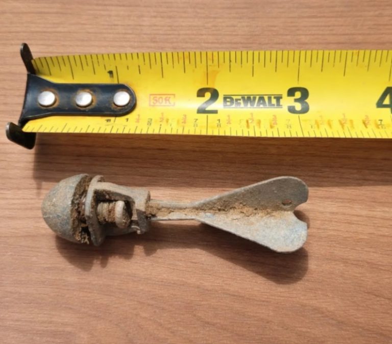 Small metal dart found in yard Northeast USA